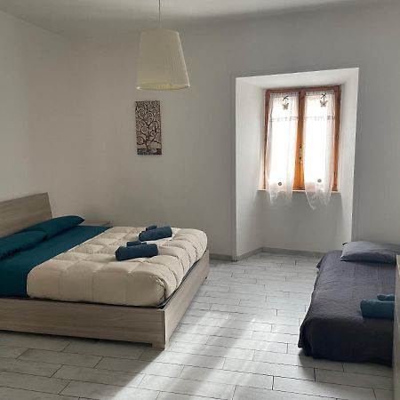 Vivere Il Borgo Sul Lago Genzano di Roma Exterior foto